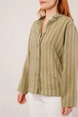 Düğmeli Ve Çizgi Detaylı Yeşil Gömlek - 3