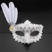 Beyaz Renk Tüylü Dantelli Taşlı Balo Maskesi - 1
