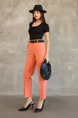 Kemer Detaylı Beli Lastikli Kumaş Pantolon 6163-Oranj thumbnail 2