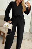Kadın Uzun Kollu V Yakalı Keten Bluz Bağcıklı Pantolon Ikili Takım thumbnail 1