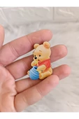 Doğrukan Hediyelik 25 adet oturan winnie the Pooh 4 cm UV baskılı ahşap figür süslemelere uygun thumbnail 1