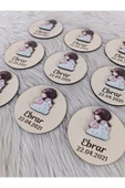 Doğrukan Hediyelik 10 adet arkası dönük oturan kız bebek figürlü ahşap taban magnet yenidoğan doğum günü hediyelikleri thumbnail 2