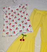 1-2-3-4 Yaş Kiraz Baskılı Tişört İspanyol Paçalı Likralı 2li Kız Çocuk Takımı Sarı thumbnail 2