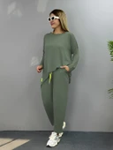 Kadın Iki Iplik Viskon Pamuk Kumaş Arma Detaylı Ikili Takım thumbnail 1