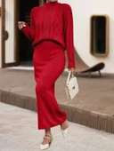 Kadın Uzun Kollu Balıkçı Yaka Bluz Ve Etek Ikili Triko Takım thumbnail 1