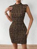 Kadın Yarı Balıkçı Yaka Kolsuz Desenli Kısa Dalgıç Elbise - 6