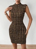 Kadın Yarı Balıkçı Yaka Kolsuz Desenli Kısa Dalgıç Elbise - 5