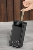 Powerbank 60.000 MAH Dijital Göstergeli 4 Portlu Taşınabilir thumbnail 4
