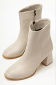 Kadın Marta Bej Cilt Kalın Topuklu Yumurta  Burun Fermuarlı Bot - 1