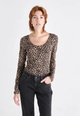 Only 15361325 Genis Yaka Leopar Desenli Kadin Body - Leopar - 1