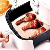 50 Adet Air Fryer Pişirme Kağıdı Tek Kullanımlık Yağ Su Geçirmez Yapışmaz Deliksiz Düz Kare Model - 4