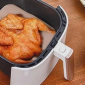 50 Adet Air Fryer Pişirme Kağıdı Tek Kullanımlık Yağ Su Geçirmez Yapışmaz Deliksiz Düz Kare Model - 2
