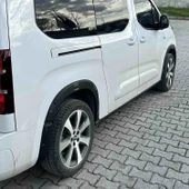 Opel Combo E 2018 Yılı Ve Sonrası 8 Prç. Çamurluk Dodik Set thumbnail 9