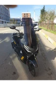 MOTOCAM Kymco Krv 200 Siperlik Ön Cam 2022-2025 Model 75cm Siyah Renkli 4mm UZUN CAM thumbnail 3