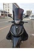 MOTOCAM Piaggio Beverlys 400 Siperlik Ön Cam 2021-2025 Model 44cm Siyah Renkli 4mm thumbnail 1
