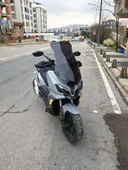 MOTOCAM SYM ADX 300 Siperlik Ön Cam 2024-2025 Model 75cm Siyah Renkli 4mm UZUN CAM thumbnail 2