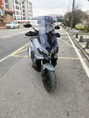 MOTOCAM SYM ADX 300 Siperlik Ön Cam 2024-2025 Model 65cm Füme Renkli 4mm ORTA BOYLU CAM thumbnail 2