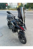 MOTOCAM QJ SRT 800 Siperlik Ön Cam 2023-2025 Model 61cm Siyah Renkli 4mm - 2
