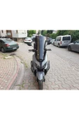 MOTOCAM Küba Novax 200 Siperlik Ön Cam 2023-2025 Model 65cm Siyah Renkli 4mm UZUN CAM thumbnail 1