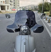 MOTOCAM Mondial Exon 125 Siperlik Ön Cam 2023-2025 Model 39cm Siyah Renkli 4mm thumbnail 1