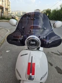 MOTOCAM Küba Brilliant Siperlik Ön Cam 2021-2025 Model 45cm Siyah Renkli Elcikli APARATSIZDIR - 1