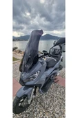 MOTOCAM Yuki Xway 125 Siperlik Ön Cam 2023-2025 Model 65cm Siyah Renkli 4mm ORTA BOYLU thumbnail 2