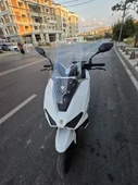 MOTOCAM RKS Vieste 249 Siperlik Ön Cam 2022-2025 Model 55cm Şeffaf Renkli 4mm KISA SPOR CAM - 3