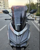 MOTOCAM Sym JET 14 EVO 200 PLUS Siperlik Ön Cam 2023-2025 Model 45cm Siyah Renkli 4mm thumbnail 1