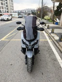 MOTOCAM SYM ADX 300 Siperlik Ön Cam 2024-2025 Model 65cm Siyah Renkli 4mm ORTA BOYLU CAM thumbnail 1