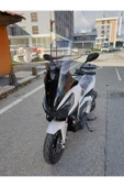 MOTOCAM Volta Apec Apx7 Siperlik Ön Cam 2025 Model 78cm Füme Renkli 4mm UZUN CAM - 3