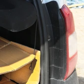 Dacia Duster 2010-2017 Yıl Aralığı Uyumlu Bagaj Koruma Eşiği 3 Parça thumbnail 7