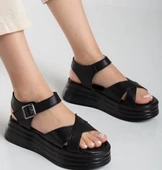 Sibna Siyah Cilt Kemerli Sandalet thumbnail 4