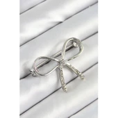 Zirkon Taş Detaylı Fiyonk Figürlü Gümüş Renk Kadın Broş - 1