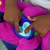 HYG89 Fisher-Price Kalp Yapan Barney Pelüş Oyuncağı thumbnail 3