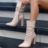 BİÇOMİ Erita Ten Rugan Desenli Topuklu Çizme thumbnail 4