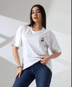 BİÇOMİ Kiraz işlemeli tişört thumbnail 1