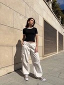 BİÇOMİ Yaka kol garnili ön parçalı bluz thumbnail 3