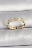 Pirinç Gold Renk Zirkon Taşlı Beyaz Mineli Ayarlanabilir Yüzük - 1