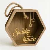 Ahşap Pleksi Camlı Altıgen Sadaka Kutusu – Lüks Tasarım Bağış ve Bahşiş Kumbarası - 3