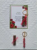 32 Adet Kişiye Özel Kına Hatırası Dağıtmalık Hediyelik Kırmızı Anahtarlık ve Paketlenmiş Kına thumbnail 6