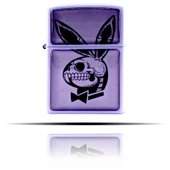 Kafatası Palyboy Desenli Pembe Beyaz Benzinli Çakmak thumbnail 2