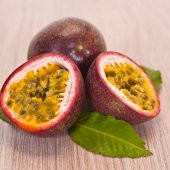 Tüplü Passion Fruit (Tutku-Aşk Meyvesi) Fidanı thumbnail 1