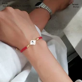 Burca Özel Yaprak Motifli Kırmızı Örgü İpli 14 Ayar Altın Plakalı Hediye Bileklik-325 thumbnail 2