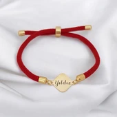 İsme Özel Eşkenar Dörtgenli Kırmızı İpek Örgülü 14 Ayar Altın Plakalı Hediye Bileklik-326 thumbnail 1