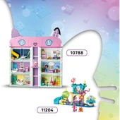 LEGO 11205  Gabby’s Dollhouse Tatlı Şekerleme Dağı ve Kedi Bahçesi thumbnail 10