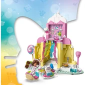 LEGO 11205  Gabby’s Dollhouse Tatlı Şekerleme Dağı ve Kedi Bahçesi thumbnail 8