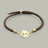 İsme Özel Yaprak Figürlü Kahverengi İpek Örgülü 14 Ayar Altın Plakalı Hediye Bileklik-331 thumbnail 1