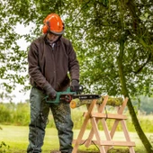 Bosch UniversalChain 35 Zincirli Elektrikli Ağaç Kesme Makinesi - 06008B8303 thumbnail 2