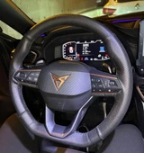 DİKİŞLİ DİREKSİYON KILIFI SİYAH DERİ NOKTALI DERİ SİYAH DİKİŞLİ CUPRA İÇİN thumbnail 1