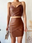 Kapaklı asimetrik model deri etek kahve s240106 thumbnail 2